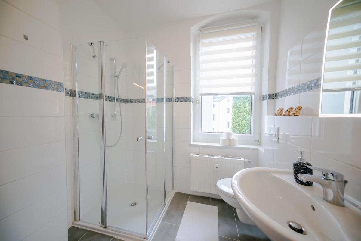 Ferienwohnung Laura In Gera Fuer Bis Zu 4 Personen - Neu Renoviert מראה חיצוני תמונה